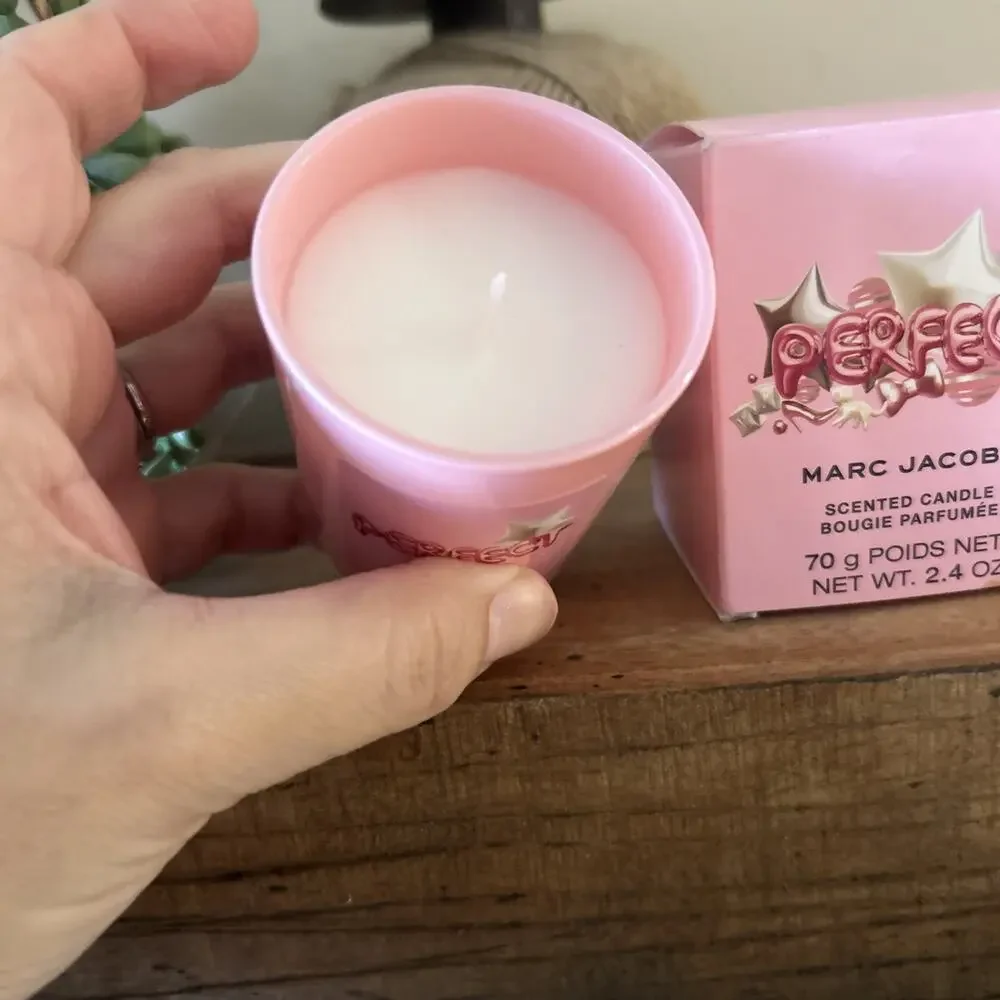 Marc Jacob's Perfect Candle In PINK Glass Jar 2.4 oz NIB